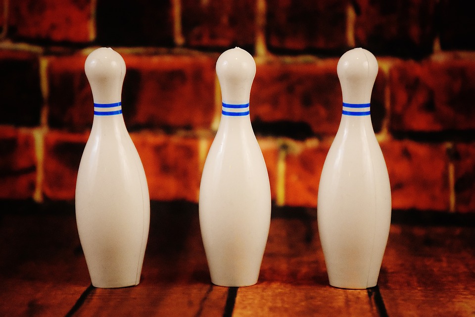 A Guide to Buying Your First Bowling Ball